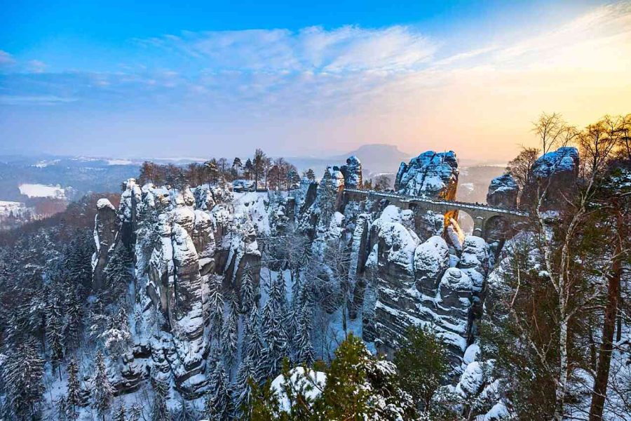 Best Winter hiking tour to Bohemian Switzerland from Prague