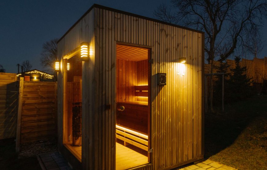 Luxury Wood Cabin Stay with Private Tour of Bohemian Switzerland